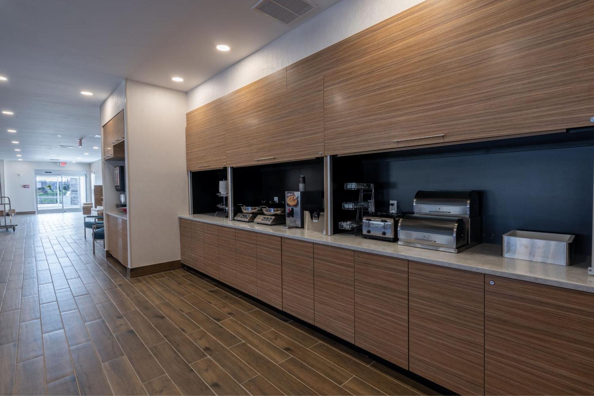 Towneplace Suites By Marriott Clinton Exterior foto